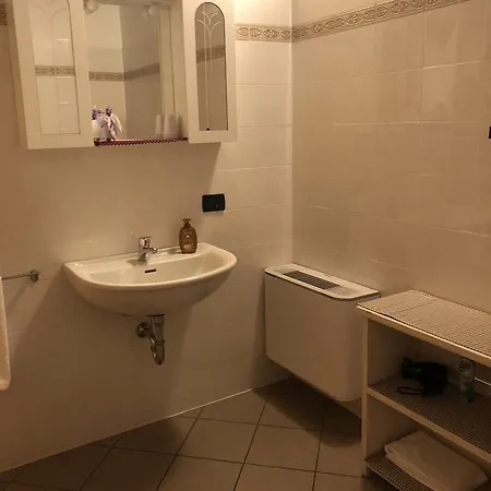 La Casa Del Sogno Bed & Breakfast 3*