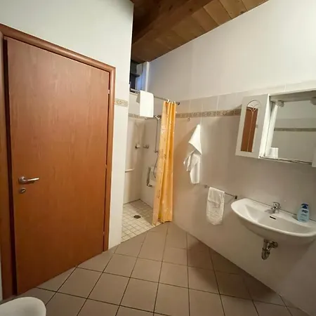 La Casa Del Sogno Bed & Breakfast 2*