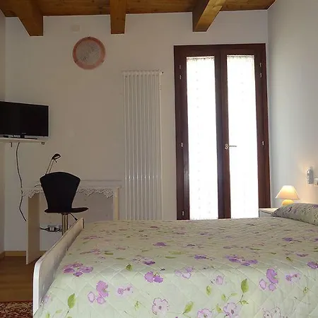 La Casa Del Sogno לינה וארוחת בוקר
